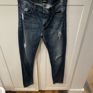Hudson Woman’s Nico super skinny midrise.  Size 29